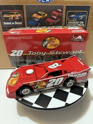 TONY STEWART #20 Bass Pro Shops 2006 Late Model Dirt Car Xtreme 1/24 Diecast - Image 1 of 4