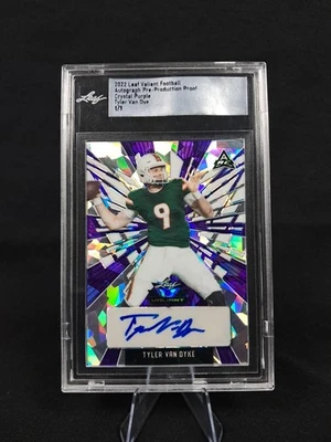 2022 Leaf Valiant Autograph Pre-Production Proof Tyler Van Dyke Crystal Purple - Image 1 of 2
