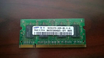 Samsung 1GB DDR2 PC2-6400S-666-12-A3 M470T2864QZ3-CF7 200pin SO-DIMM RAM Memory - Image 1 of 2