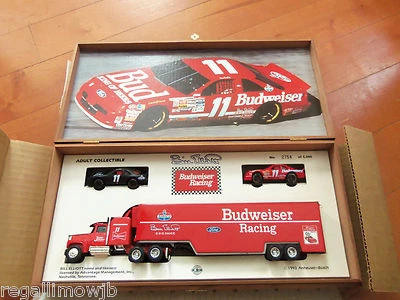 MATCHBOX Thunderbird #11 BUDWEISER TRANSPORTER WITH 2 cars wood case # set - Image 1 of 4