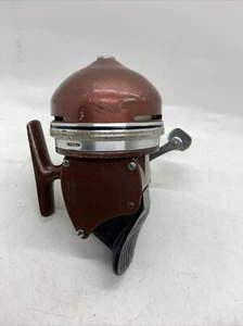 SHAKESPEARE WONDER CAST NO. 1771 MODEL EE VINTAGE PUSH BUTTON REEL ~ VG - Picture 1 of 10