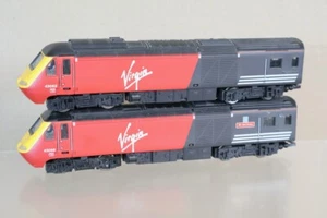 HORNBY VIRGIN CLASS 43 DMU DIESEL LOCOMOTIVE SET 43068 43062 The RED ARROWS of - Picture 1 of 7