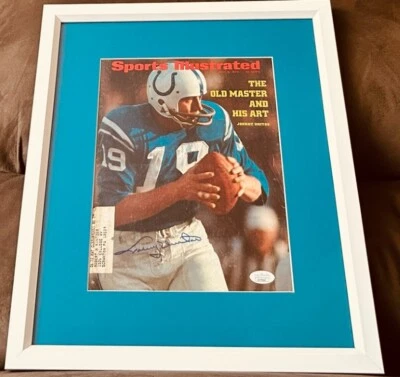 Johnny Unitas autographed signed Colts 1972 Sports Illustrated cover framed JSA - Image 1 of 2