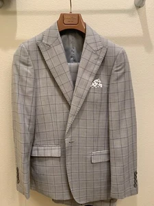 NWOT ROSSI MAN 3 PIECE SUIT GRAY GREY PLAID SIZE 34S - Picture 1 of 10