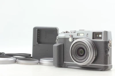 【 Top MINT / MHG Grip 】 Fujifilm X100 12.3MP Digital Camera Body Only From JAPAN - Image 1 of 4