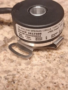 Red Lion Z0H0060A 3/8 Thru Bore Encoder &Flex mount - Picture 1 of 10