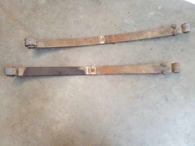 Front Leaf Spring Set - Code T | Fits 1999-2004 Ford F250 F350 Foto 1 de 4