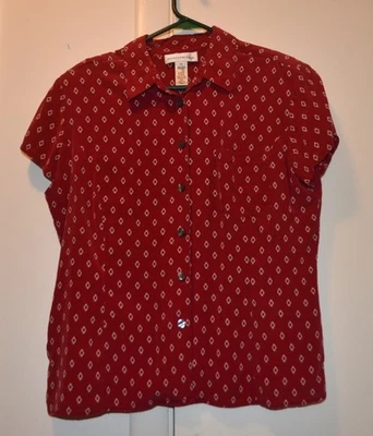Top Evan-Picone para mujer 100 % seda rojo y tostado con botones delanteros talla 14 - Usado en excelente estado Foto 1 de 4