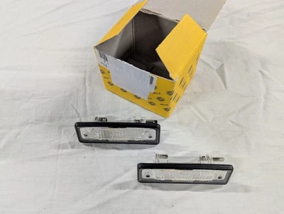 BMW E23 E24 E28 E30 Genuine NOS Hella Rear Number License Plate Light Lamp Lense - Image 1 of 3