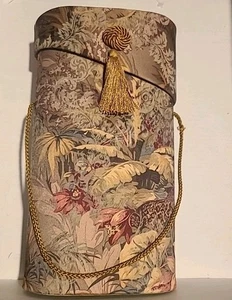 Vintage Blumen Stoff bedeckt Wein Träger/Aufbewahrungsbox mit Quaste 14" hoch - Bild 1 von 6