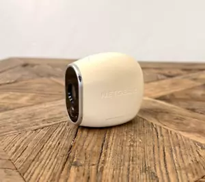 Arlo NETGEAR VMC3030 Add-on HD Indoor / Outdoor Security Camera Only, Discolor - Picture 1 of 9