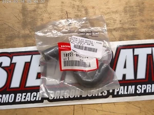 NOS HONDA AIR INTAKE HOSE A 18221-HP2-770 - Picture 1 of 1