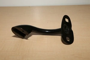Soporte de lámpara trasera izquierda vintage B-13471 1932 Ford Pass, pintado de negro. - Imagen 1 de 4