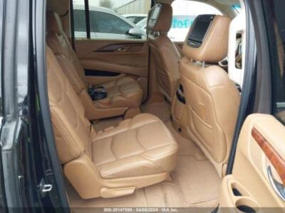 Used Differential Carrier Assembly fits: 2016 Cadillac Escalade esv Front Axle 3 Foto 1 de 4