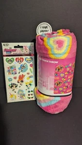 Powerpuff Girls Throw Blanket & Prism/Glossy Sticker Pack - Picture 1 of 4