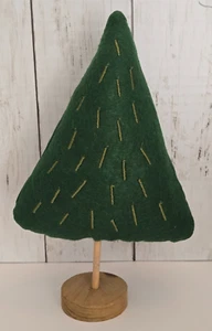 2024 Target Wondershop 10" Filz Stoff & Holz Weihnachtsbaum Figur grün NEU - Bild 1 von 4