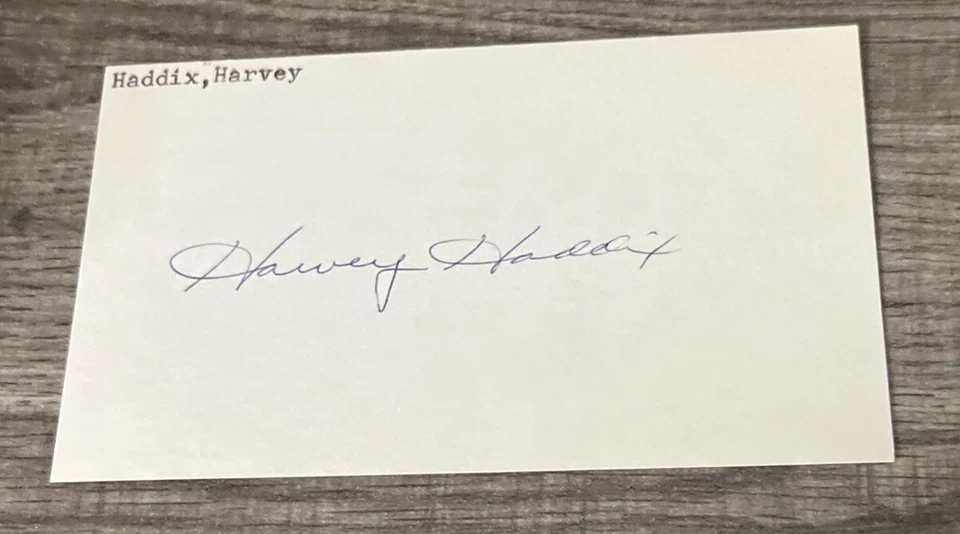 Harvey Haddix SIGNED Auto INDEX CARD - Image 1 of 1