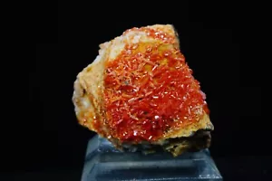 Vanadinite / esemplare minerale / da Mibladen, Marocco - Foto 1 di 4