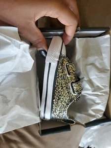Little Girl Sneakers - Picture 1 of 2
