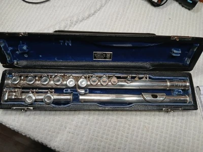 1921 Haynes-Schwelm Boston Mass. Flauta - Estuche original forrado de terciopelo Foto 1 de 4