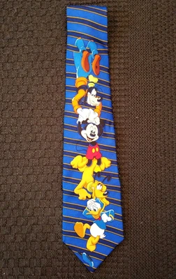 Corbata Walt Disney World Goofy, Mickey, Plutón y Donald 100 % seda Foto 1 de 4