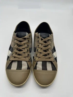 Zapatillas Tenis Burberry Vintage Housecheck Parte Superior Baja Vulcanizadas Talla 38 7.5 Foto 1 de 4
