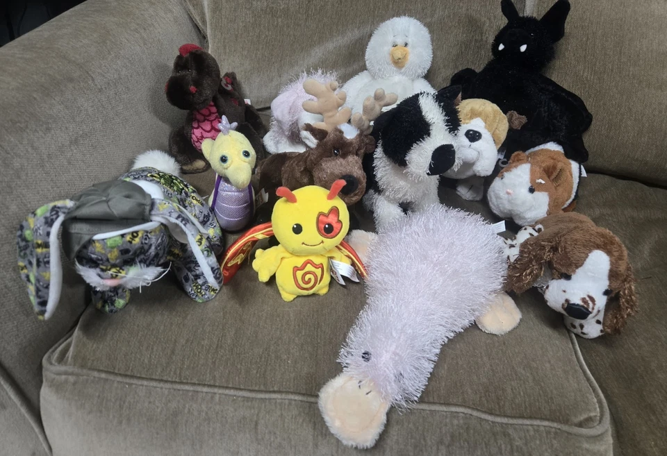 Ganz Webkinz Lil Kinz Bat Rockerz Bunny Pink Googles Dog Springer Spaniel Lot 13 - Image 1 of 4