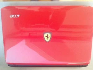 Acer Ferrari One 200-1799 11,6", 4 GB RAM, 250 GB disco duro en excelente estado - Imagen 1 de 8