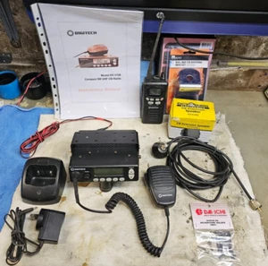 DIGITECH DC 1120 5W 80 CHANNEL UHF CB RADIO SETUP WITH MATCHING HANDHELD RADIO - Picture 1 of 16