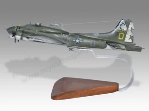 Boeing B-17 USAF con marcas de bala escritorio madera modelo de avión pequeña escala 1/100 - Imagen 1 de 13