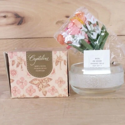 Avon, Crystaline, Bowl with Fragranced Flowers, Vintage - Image 1 of 4