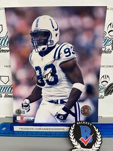 DWIGHT FREENEY SIGNED AUTOGRAPHED 8X10 NFL FOOTBALL PHOTOGRAPH-BECKETT BAS COA - Picture 1 of 4