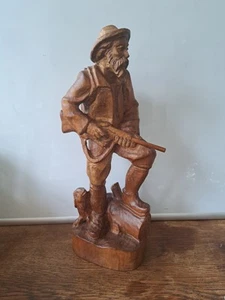 Holzfigur Jäger mit Hund und Flinte (25/19) - Bild 1 von 6