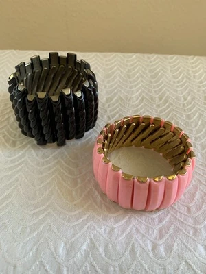 Pulseiras de expansão vintage 1950-60 rosa~ouro Hong Kong e preto~prata - Imagem 1 de 4