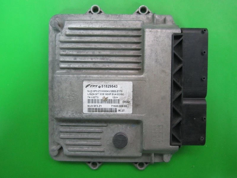 ECU Engine Control Unit Fiat Linea 1.3JTD 51829543 6F3.Z1 - Immagine 1 di 1