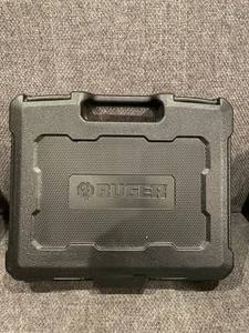 SCHWARZE RUGER PISTOLE GUN KUNSTSTOFFKOFFER ORIGINAL OEM 45 AUTO MODELL 08615 MIT HANDBUCH - Bild 1 von 4