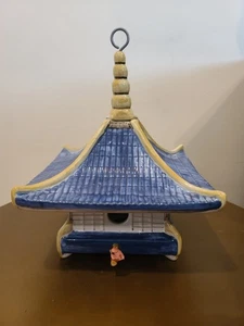 Casetta per uccellini da appendere pagoda asiatica in gres Louisville - Foto 1 di 7