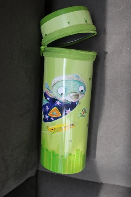 Stifteköcher Stiftebox Metall mit Reißverschluss am Deckel Marke kinder schoko - Bild 1 von 4