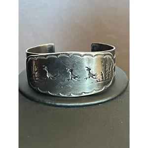 Vintage Native American sterling silver cuff bracelet Roadrunner Design - Picture 1 of 6