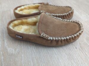L.L. Bean 272329 Wicked Good Scuff Women’s Size 5 M Shearling Slippers Moccasins