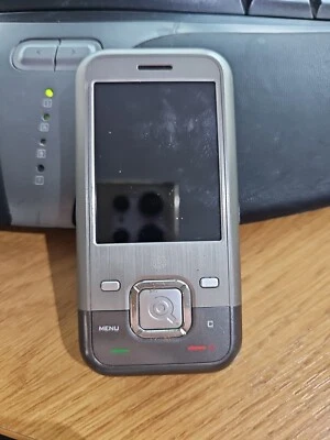 INQ 1 - Silver (Three) Mobile Phone - Image 1 of 4