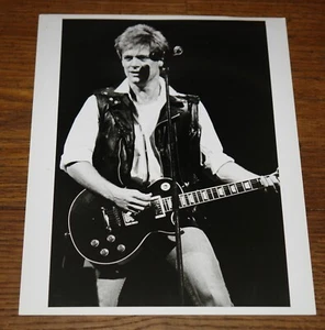 BRYAN ADAMS VINTAGE ORIGINAL NEWSPAPER PRESS 1980s PHOTO W/ REAR CREDIT STAMP  - Picture 1 of 3