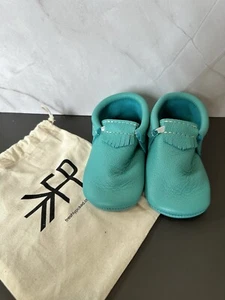 Freshly Picked Aqua City Moccasin Size 7 - Picture 1 of 7