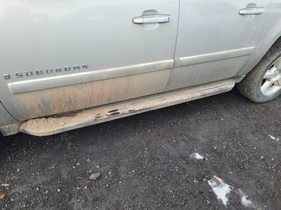 Used Running Board fits: 2007 Chevrolet Suburban 1500  Grade A - Image 1 of 4