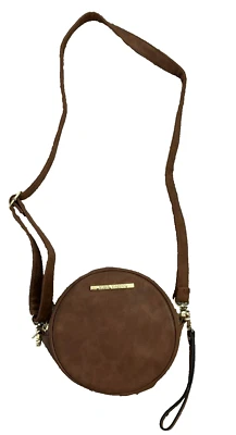 NUEVO Cartera Bandolera Redonda Steven Madden en Cuero Montura Como con Herrajes Dorados Foto 1 de 4