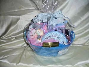 GIFT BASKET FOR PRE-TEEN - BIRTHDAY GIFT - Picture 1 of 3
