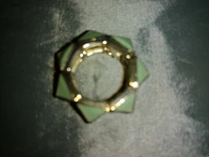 Vintage elastic ring mint green with triangles gold size 5 expandable - Picture 1 of 6