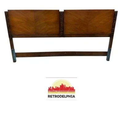 Cabecero Mid-Century Moderno United Tiki Walnut King Foto 1 de 4