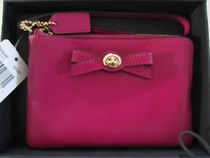 Coach F64648 Turnlock Small Wristlet w/Bow Cranberry New in Gift Box $85 - Picture 1 of 8