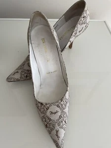 Gorgeous Bruno Magli Pumps, Size 38 (USA 7), Made in Italy. - Picture 1 of 14